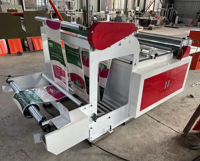 roll to sheet cutting machine gulung ke mesin pemotong lembaran