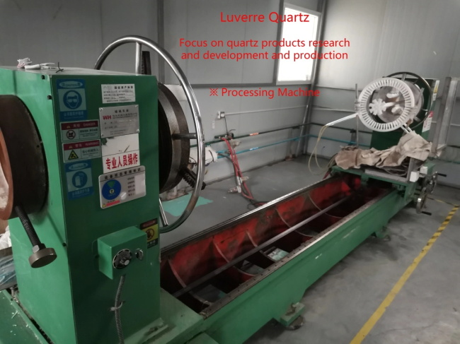 Quartz glass tube processing supplier Fornitore di lavorazione tubi di vetro al quarzo