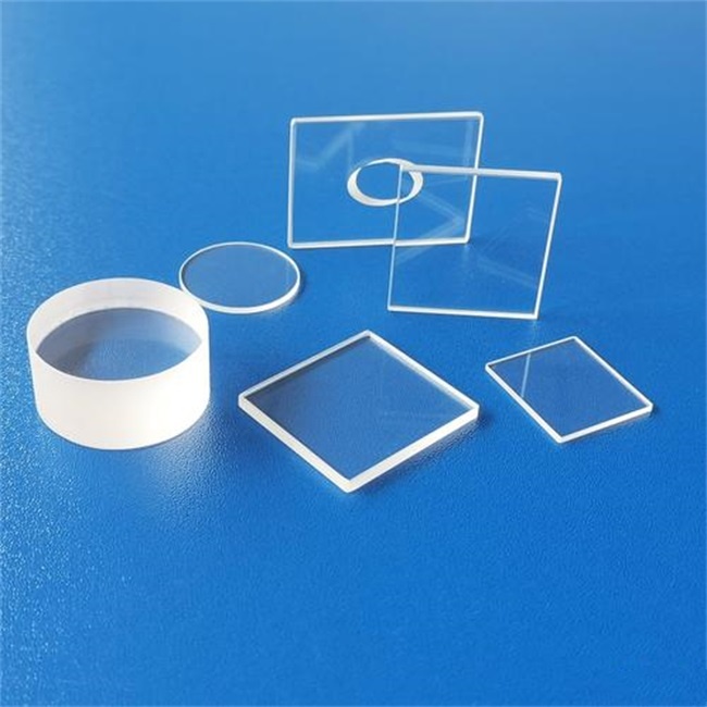 Low bubble density fused silica sheet صفائح السيليكا المنصهرة ذات الكثافة المنخفضة للفقاعات