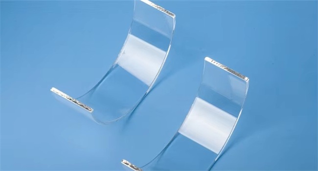 Transparent fused semicircular C-shaped quartz tube factory مصنع أنابيب كوارتز نصف دائرية شفافة منصهرة على شكل حرف C