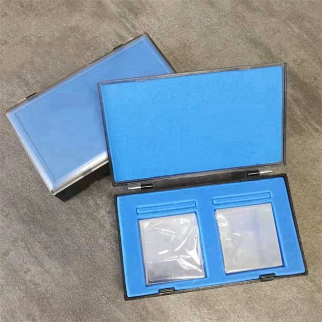 Wholesaler of High-purity quartz cuvette Großhändler für hochreine Quarzküvetten