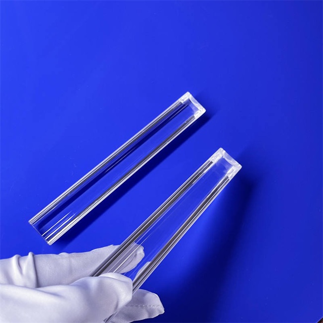 5-1000mm transparent polished semi-circular quartz rods 5–1000 mm transparente, polierte, halbrunde Quarzstäbe