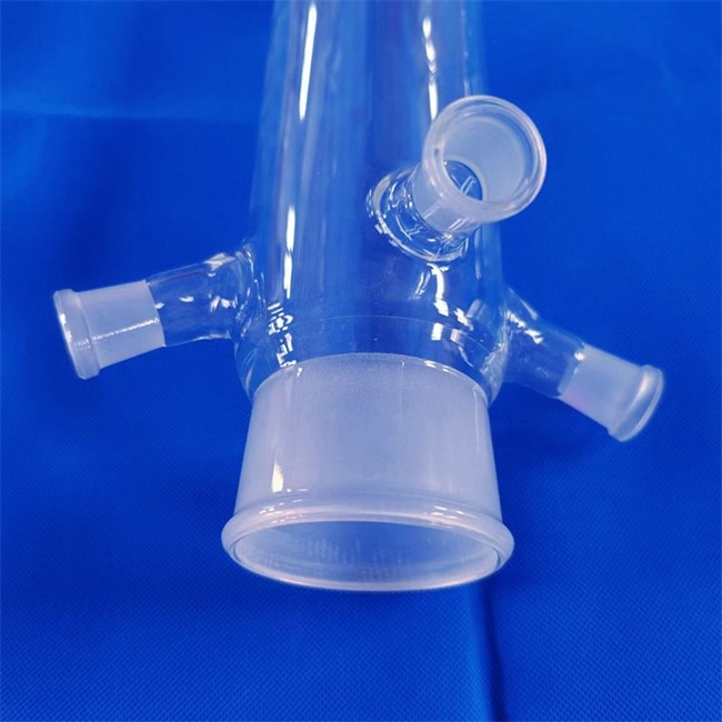Three neck quartz flask factory Dreihals-Quarzkolbenfabrik
