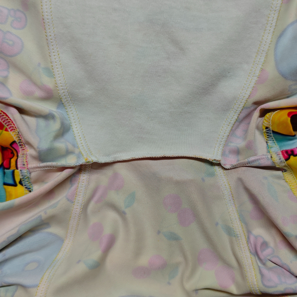 undie (30) ملابس داخلية (30)