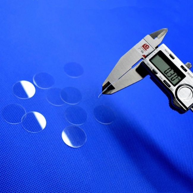 Customized JGS high-precision ultra-thin optical quartz plate لوحة كوارتز بصرية رفيعة للغاية وعالية الدقة مخصصة من JGS