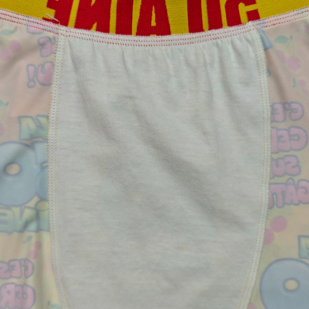 undie (31) ملابس داخلية (31)