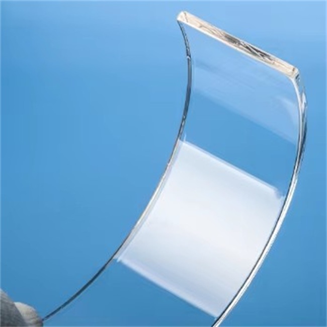 Transparent fused semicircular C-shaped quartz tube أنبوب كوارتز نصف دائري شفاف على شكل حرف C