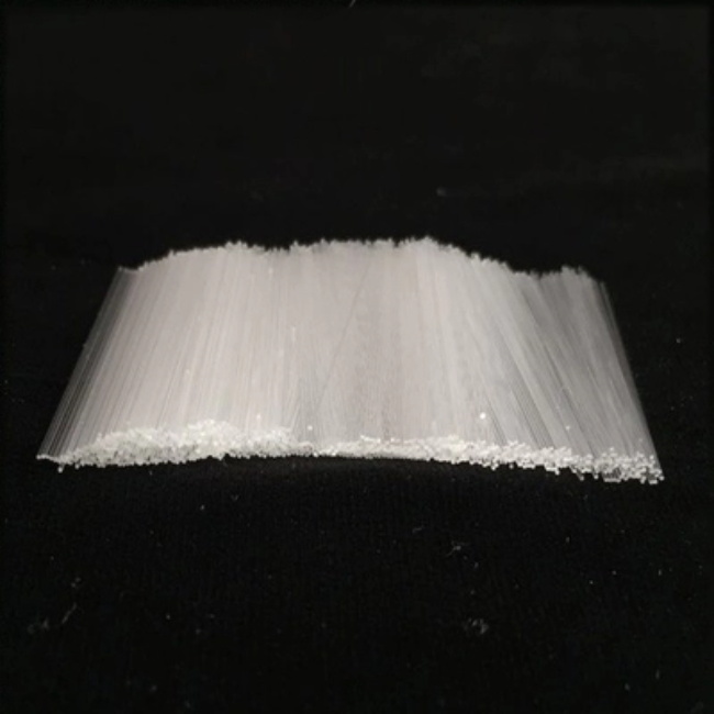 Small diameter quartz capillary rod Quarzkapillarstab mit kleinem Durchmesser
