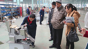 Канада-пельменная машина