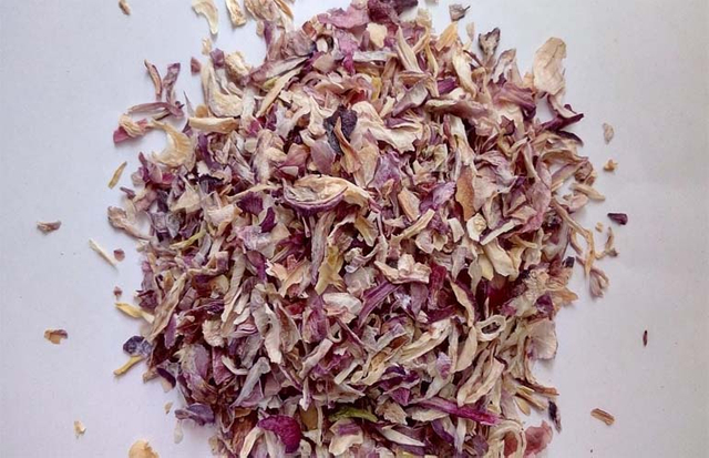 Сушеные луковые хлопья