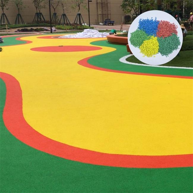 High elasticity dark brown EPDM rubber granules حبيبات مطاطية EPDM بنية داكنة عالية المرونة