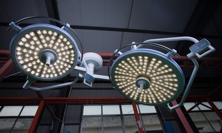 Hled-M7/5 Lampada operatoria chirurgica senza ombre a LED a soffitto medico con prezzo super