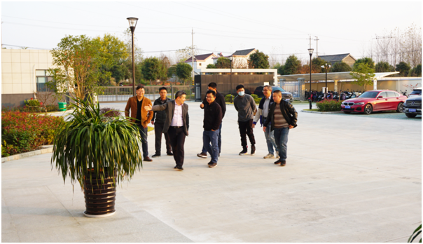 （1e_Q3GGUTRV_SLR（724）