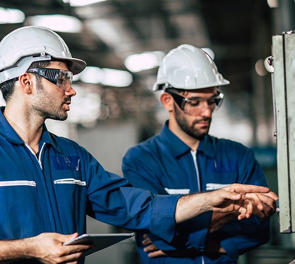 sistemas de almacenamiento de energ&iacute;a por condensadores