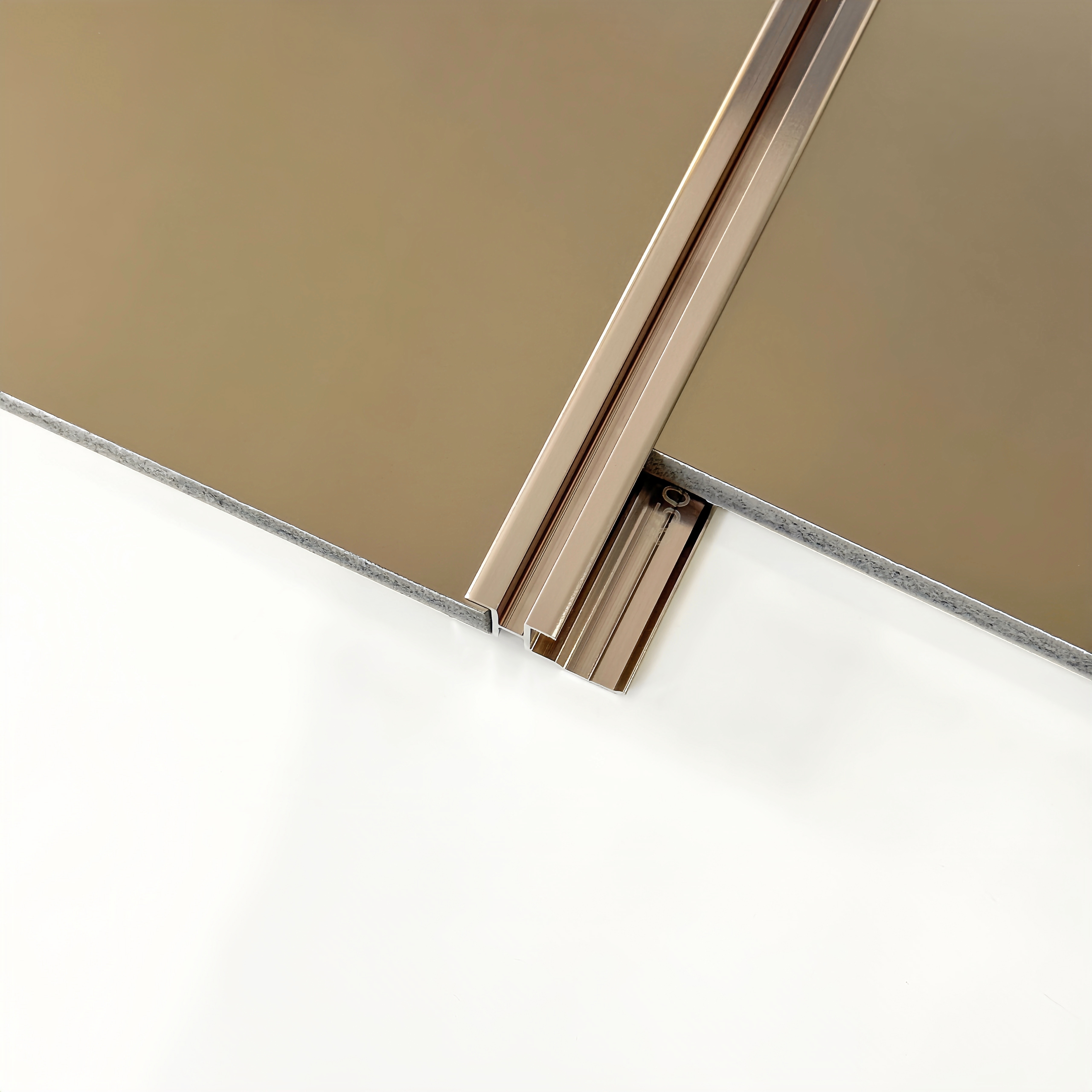 8mm オープン I 字型ストリップ