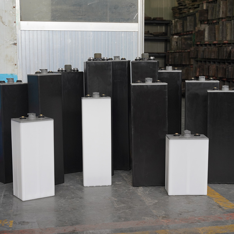 DIN 标准 2V 电池