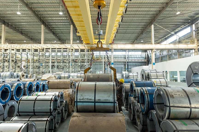 Kaltgewalzter, nicht kornorientierter Siliziumstahl