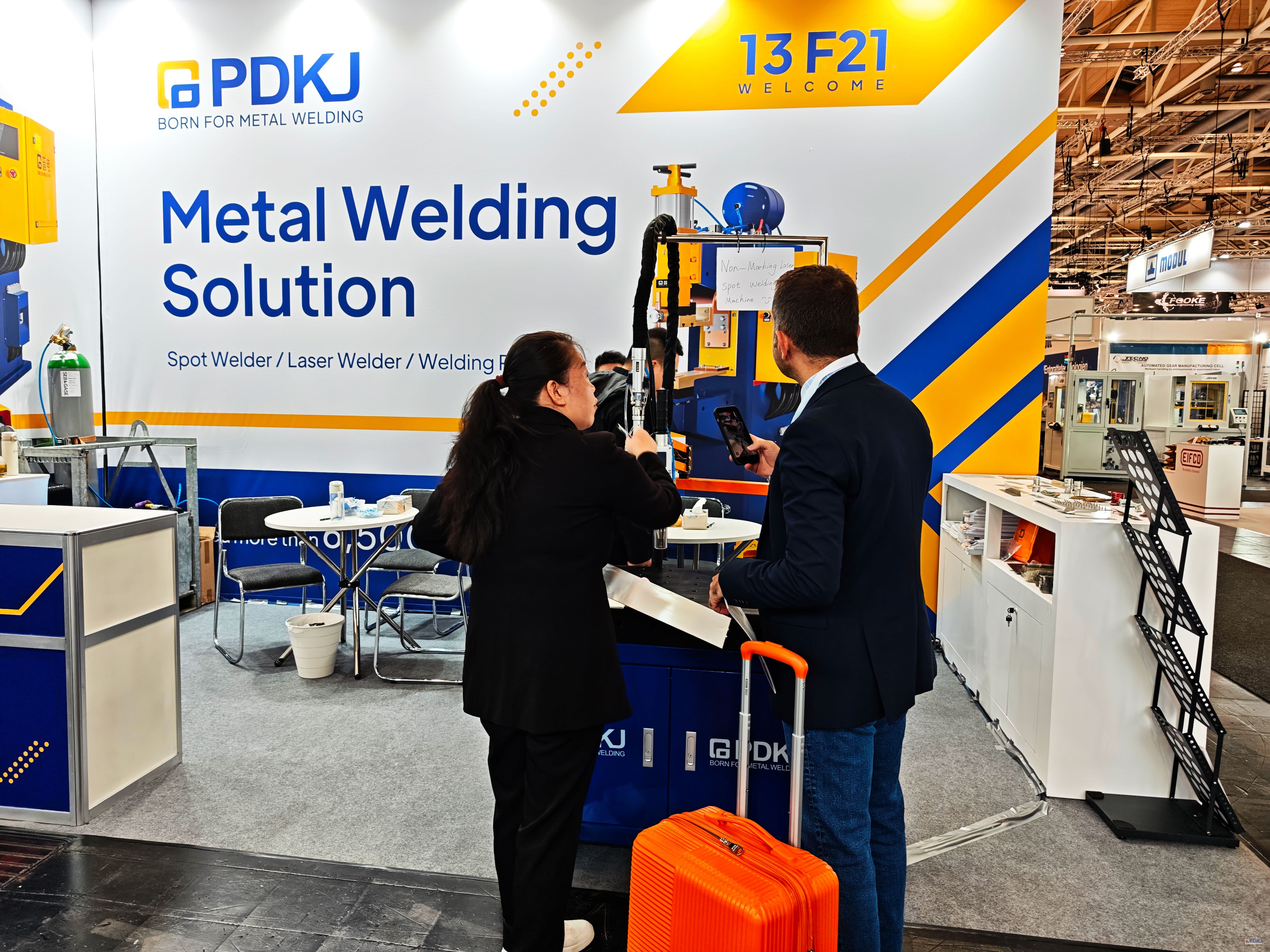 fc2ac8f1af652575d8c6153f9da1d1da