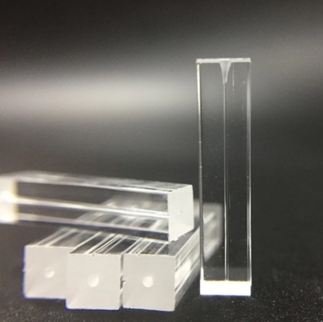 Kundenspezifisches quadratisches Kapillarquarzrohr mit optischer Flusskammer