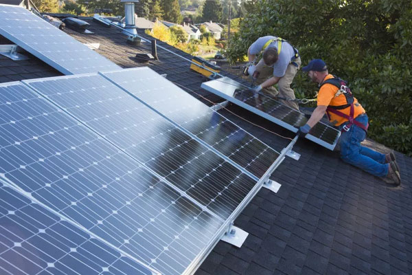 Enkele dingen over de installatie, het onderhoud en de procedure van fotovoltaïsch systeem