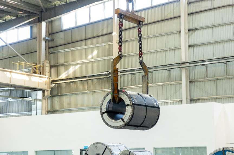 Kaltgewalzter, nicht kornorientierter Siliziumstahl