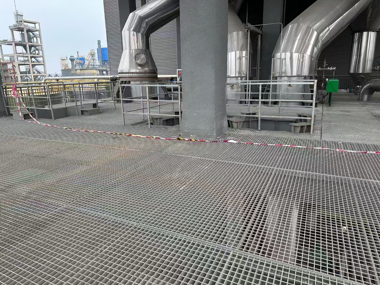 پلت فرم توری فولادی گالوانیزه