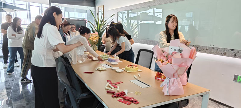 锦州健康员工生日会