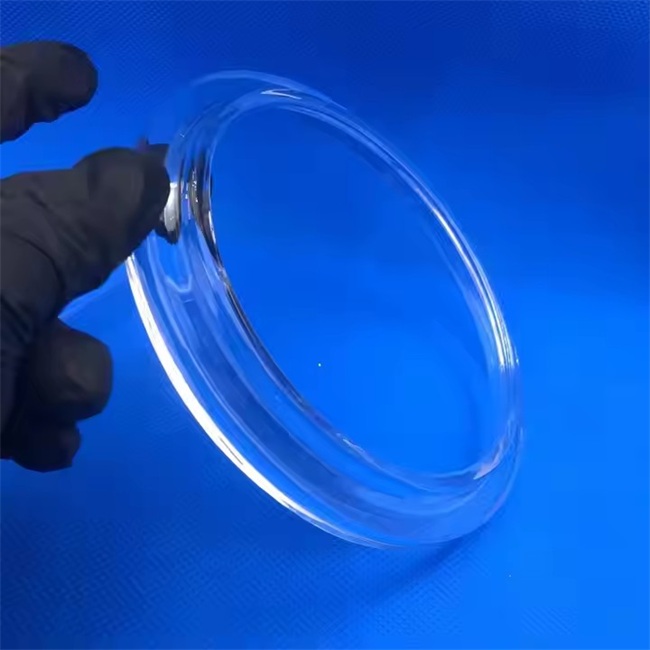Laborschmelzexperiment Quarztiegel