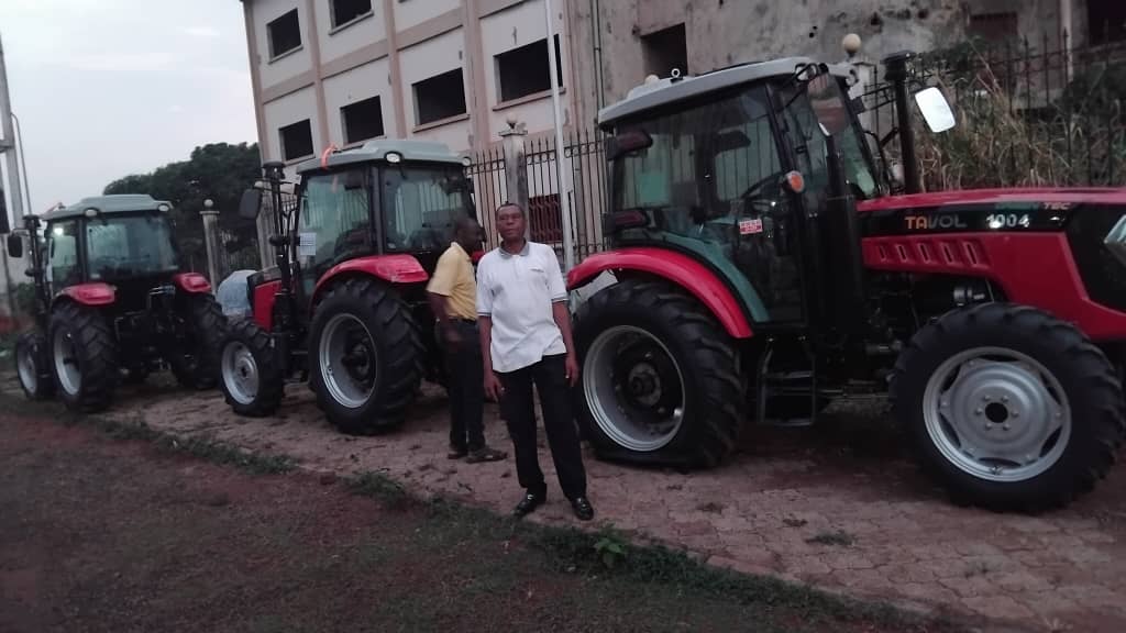 Tracteur agricole