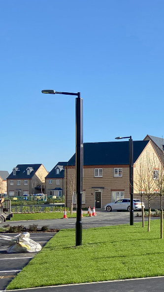 英国垂直太阳能杆