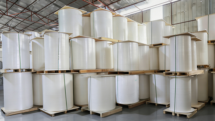 өздігінен жабысатын