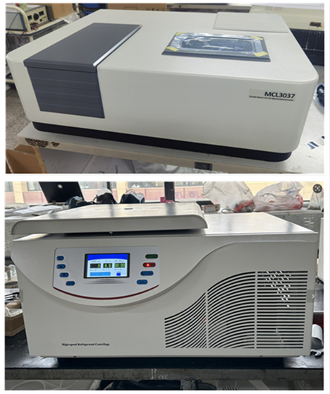 ထုပ်ပိုးရန်အတွက် အဆင်သင့်ဖြစ်နိုင်သော spectrophotometer တစ်ခုနှင့် centrifuge တစ်ခု