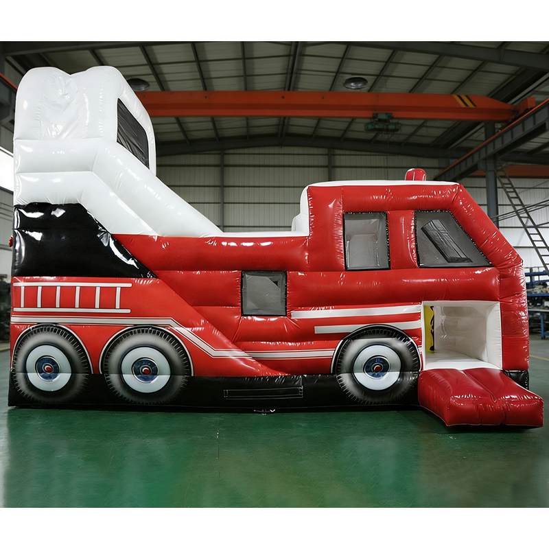 dmuchana zjeżdżalnia