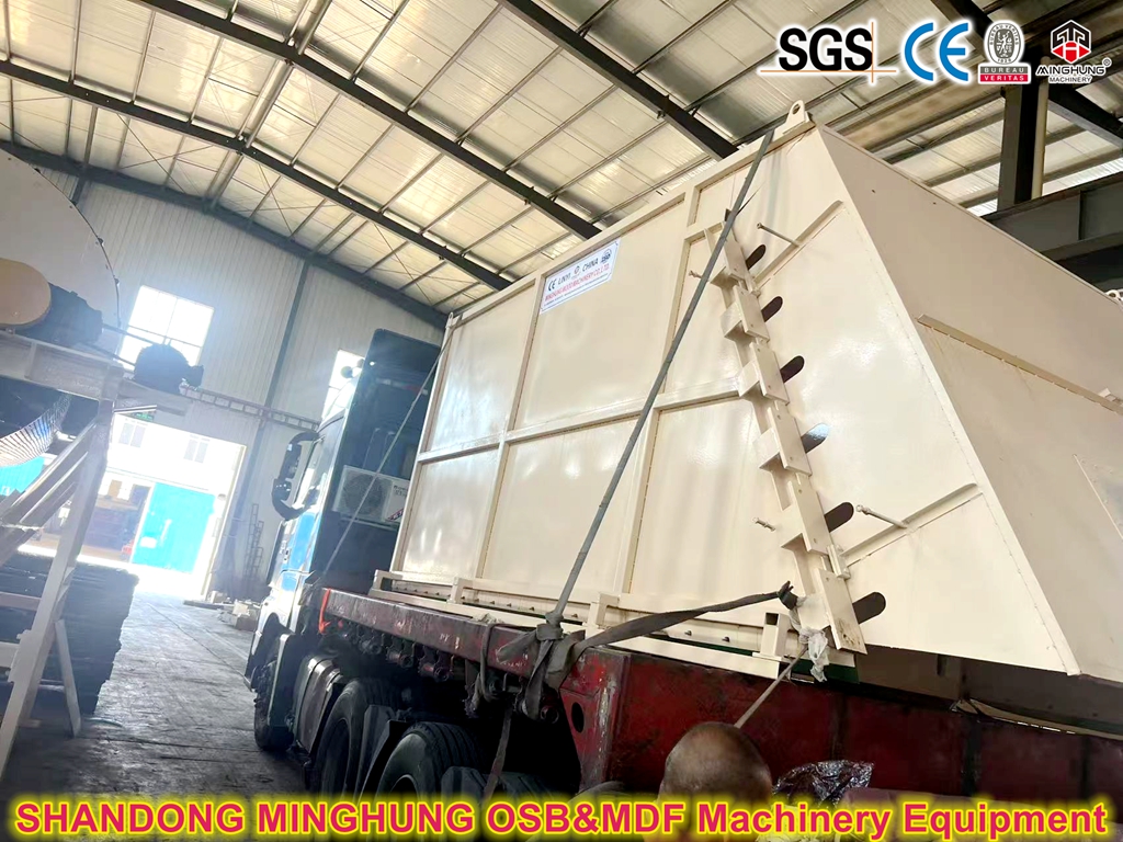 Carregamento anterior de tapete OSB da China MINGHUNG