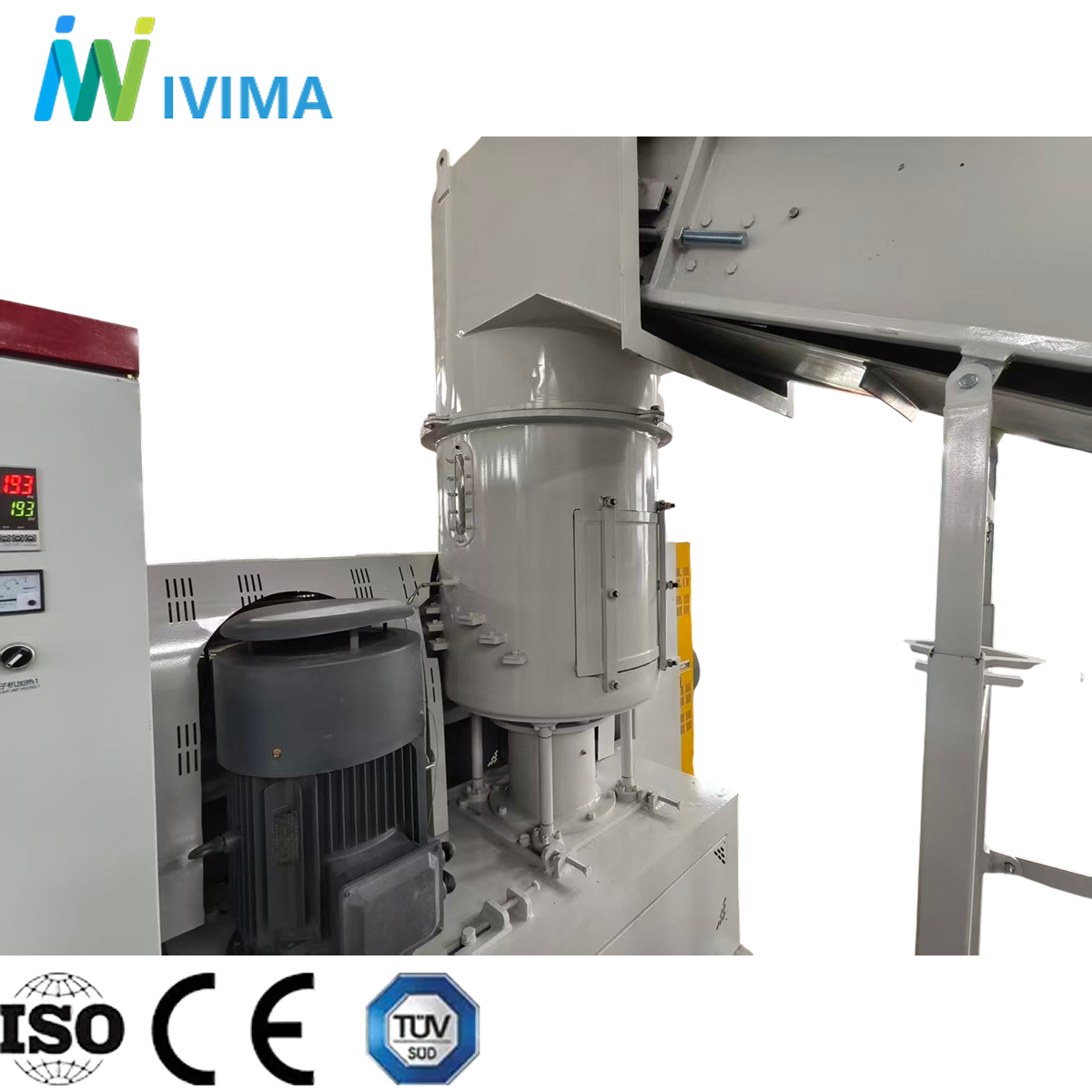 D&eacute;coupeur-compacteur int&eacute;gr&eacute; &agrave; une extrudeuse de recyclage pour densifier les chutes de films PP/PE l&eacute;gers