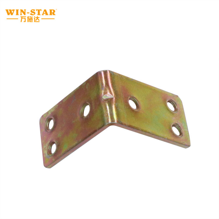 Konektor furnitur (4)