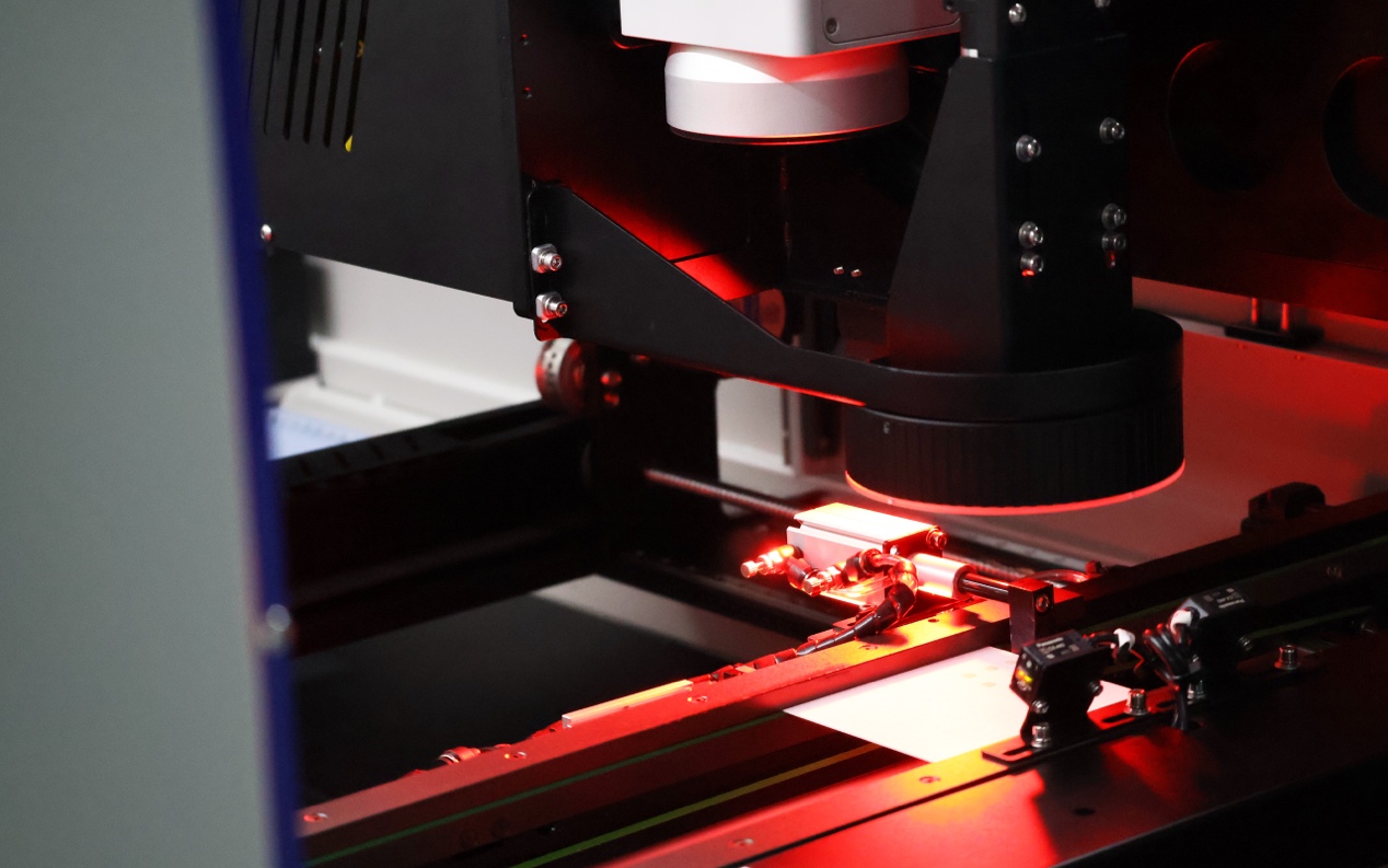 Vanstron vysokorýchlostný inline laserový označovací stroj