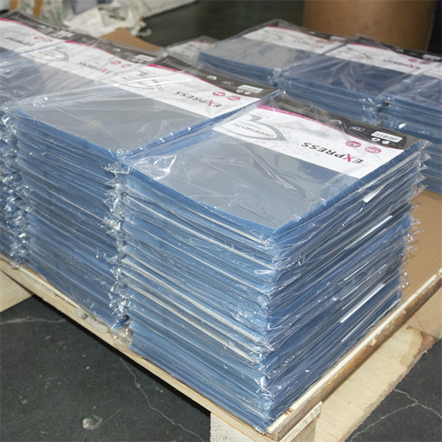 Cubiertas transparentes r&iacute;gidas transparentes del encuadernaci&oacute;n de la hoja del PVC del cuaderno A3 A4