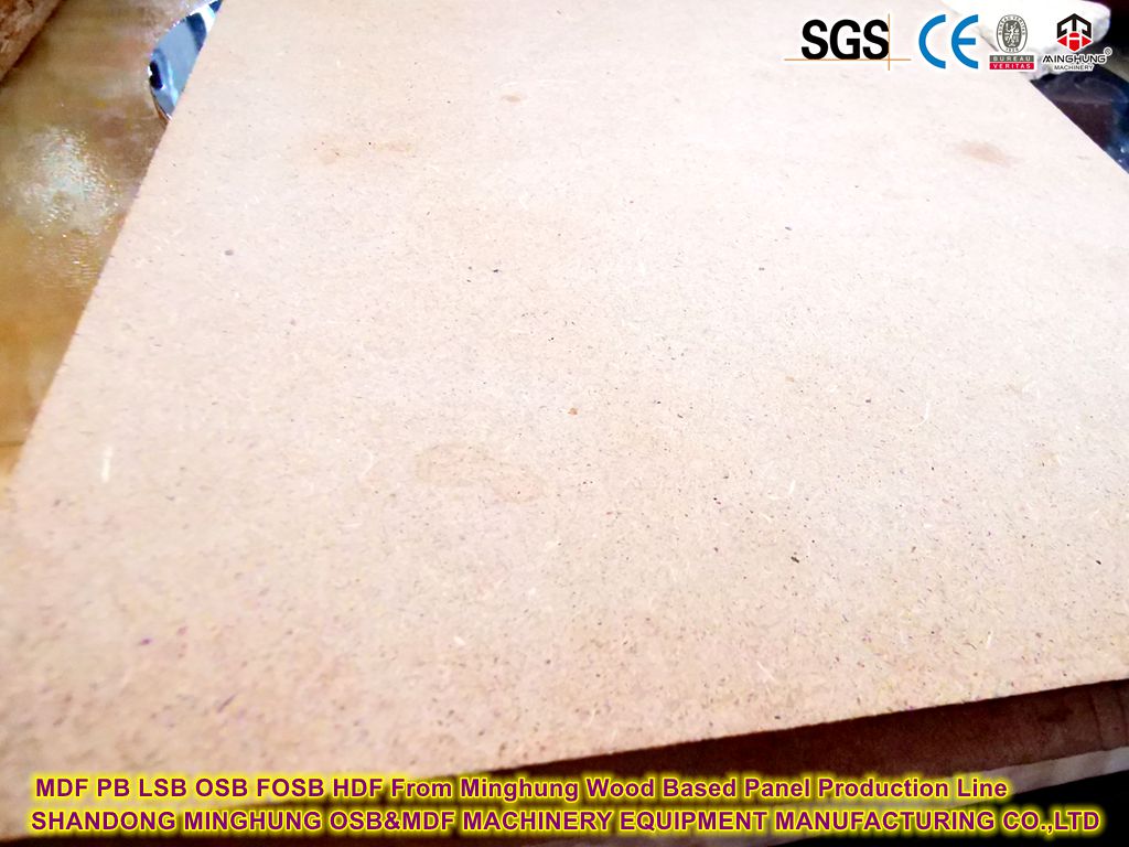 MDF PB LSB OSB FOSB HDF dalla linea di produzione di pannelli a base di legno Minghung