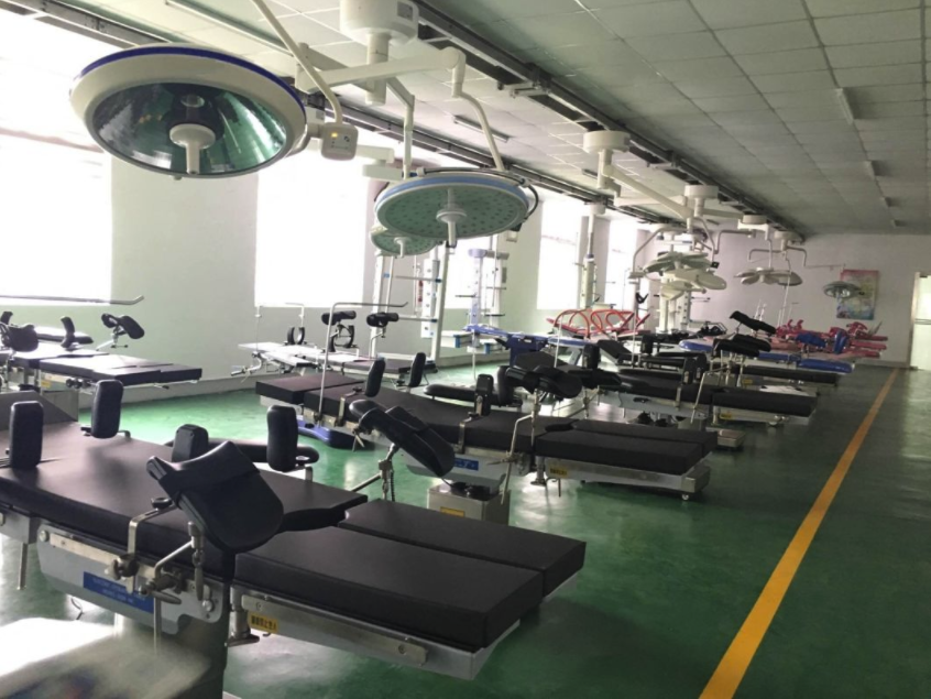HDS-99D Krankenhausausrüstung medizinischer chirurgischer elektrischer Operationstisch Hydraulisches Operationsbett