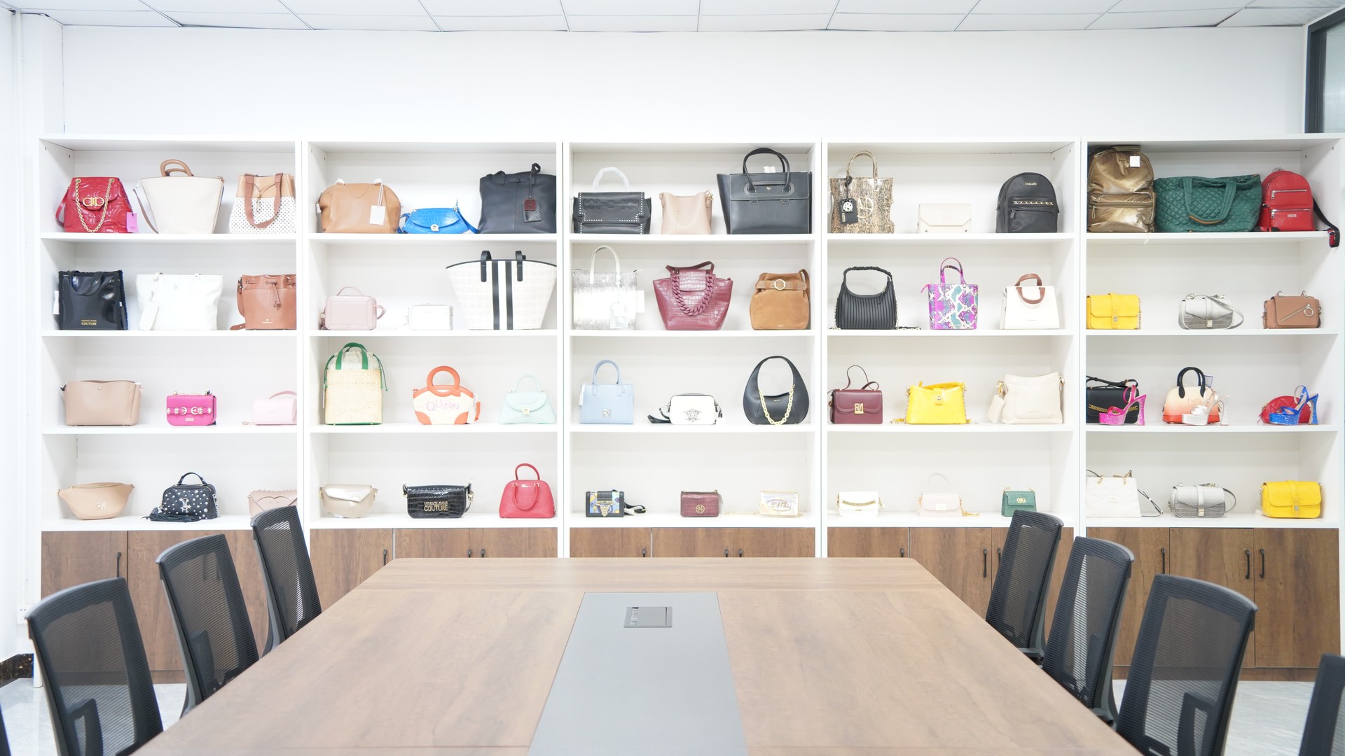 Inside Our Pouch Bag Manufacturing Facility in Guangzhou - View 4