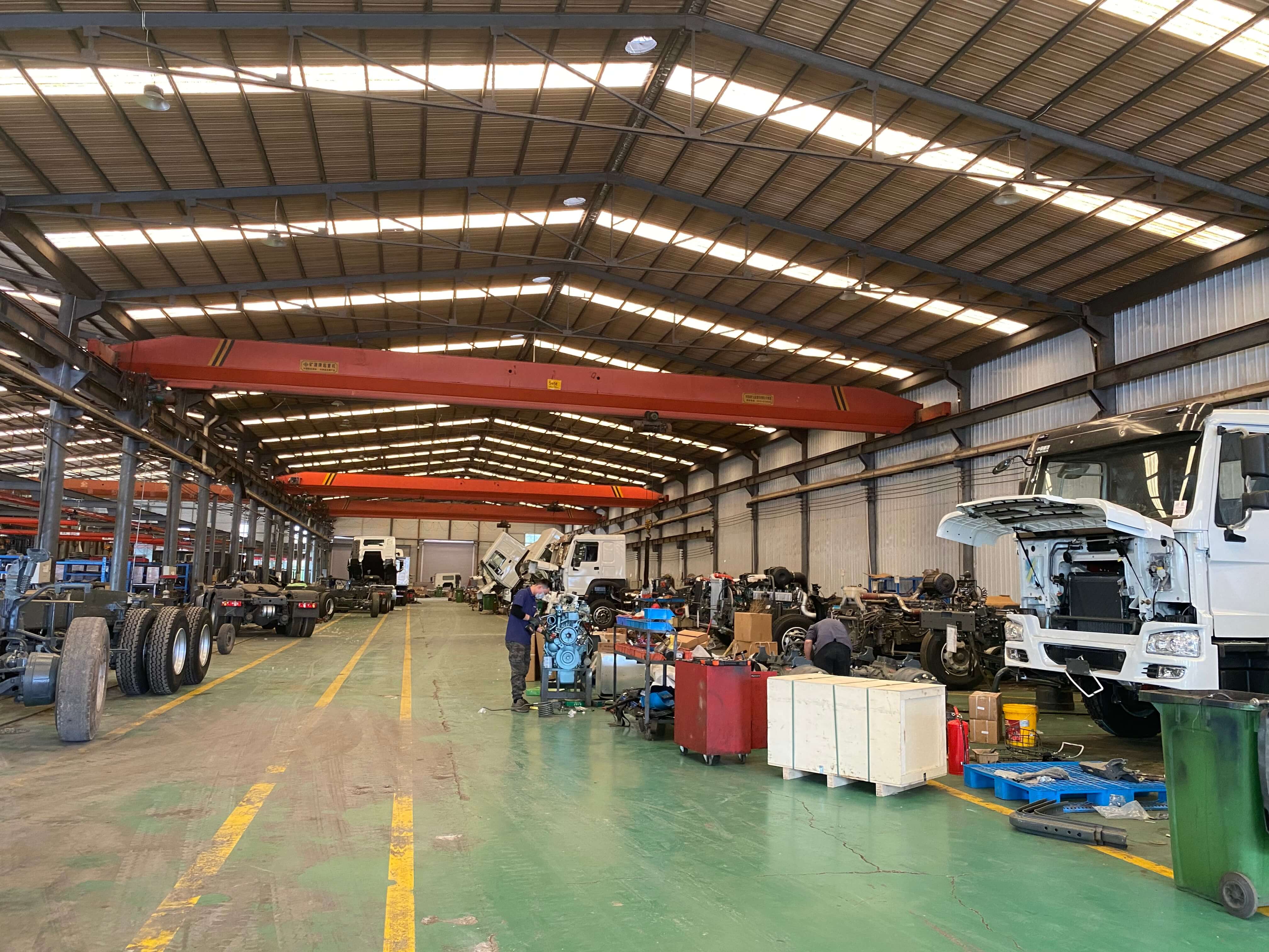 gebruikte vragmotorfabriek.jpg