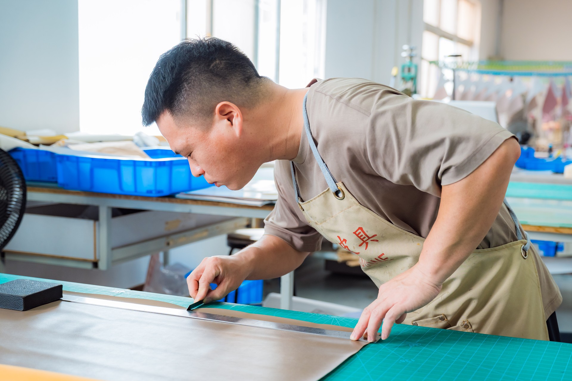 milestone bag oem and custom bag manufacturing process