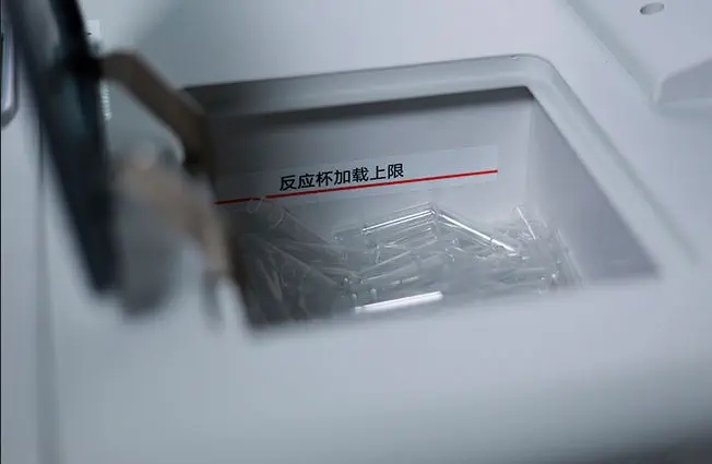 Chemiluminescence Immunoassay Analyzer CLIA Analysis