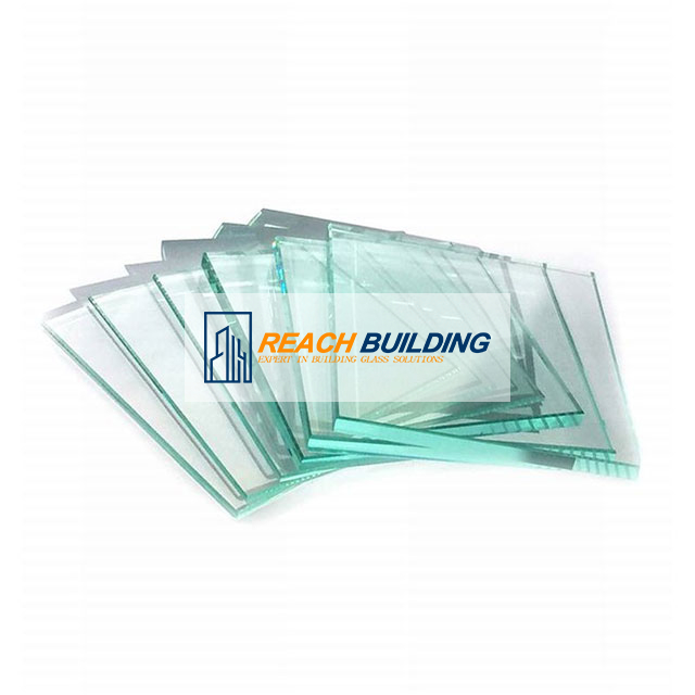 Clear float glass sheets